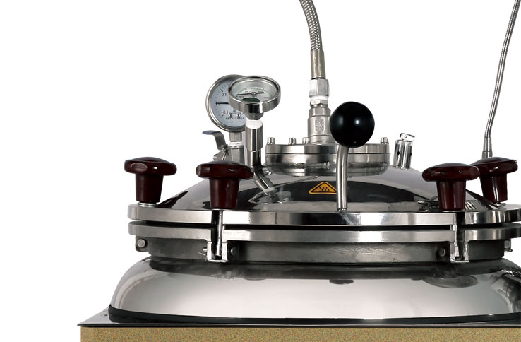 液體真空濃縮煎藥機(jī) 液體真空濃縮煎藥機(jī)