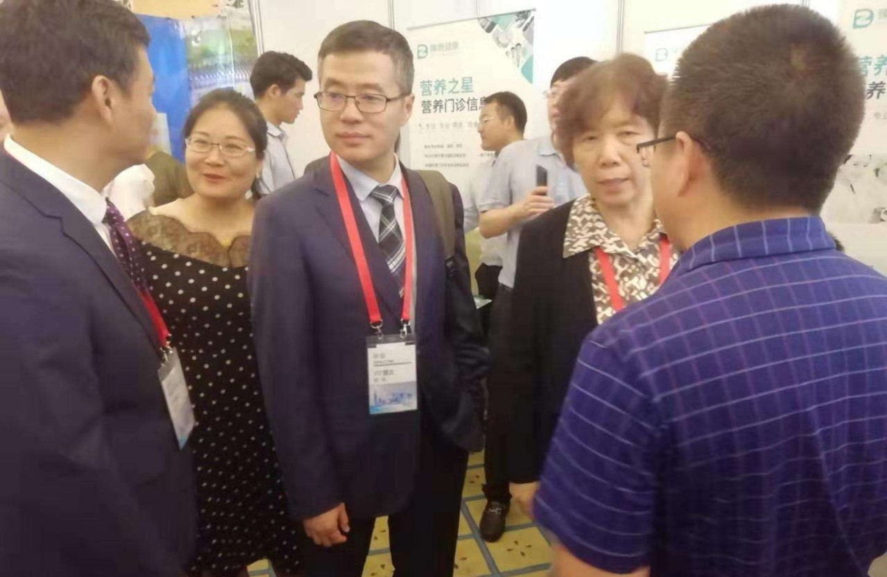 專(zhuān)家領(lǐng)導(dǎo)蒞臨展臺(tái)指導(dǎo)工作 專(zhuān)家領(lǐng)導(dǎo)蒞臨展臺(tái)指導(dǎo)工作